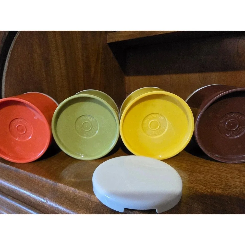 Tupperware Stackable Food Storage Containers Set of 4